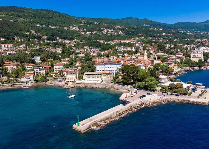 1 Bedroom Awesome In Διαμέρισμα