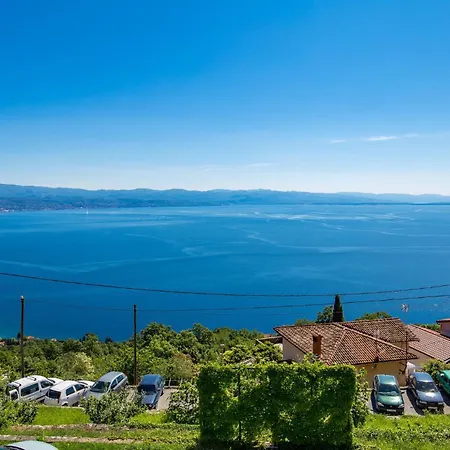 1 Bedroom Awesome In アパート *